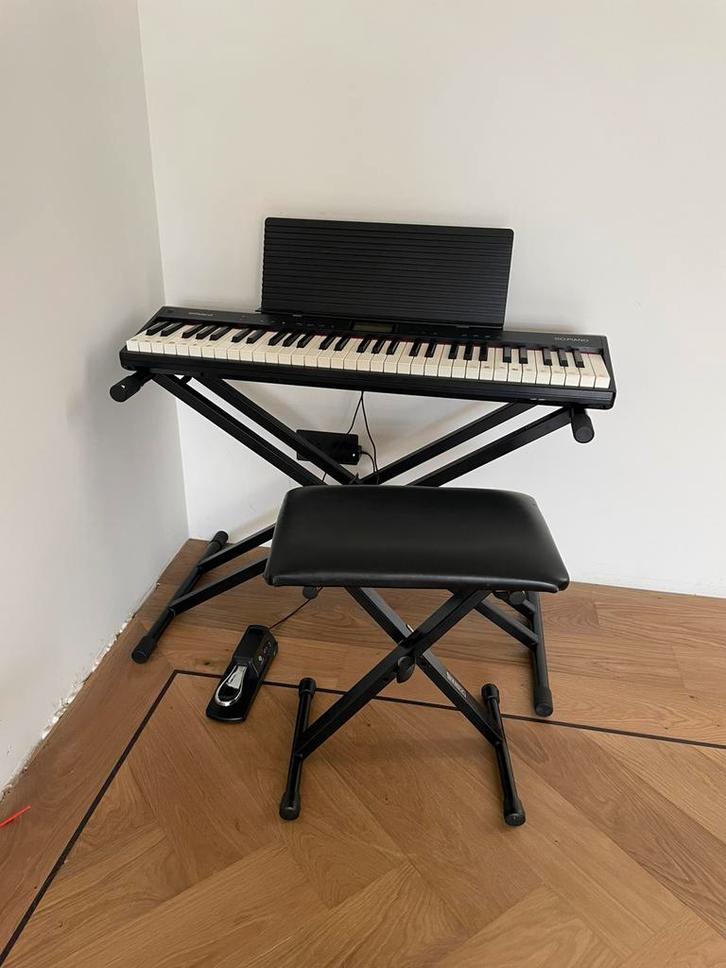 Keyboard Roland zwart, Muziek en Instrumenten, Keyboards, Zo goed als nieuw, 61 toetsen, Roland, Ophalen