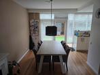 Henders & Hazel Eetkamer tafel, stoelen en lamp, Ophalen, Gebruikt, Landelijk, 4 tot 6 stoelen