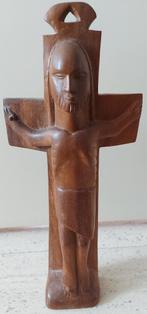 Koloniaal etnografische houten crucifix, Verzamelen, Religie, Ophalen of Verzenden, Beeld(je)