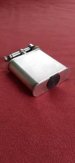 Vintage Dunhill Giant Silver Table Lighter. Works perfectly., Verzamelen, Rookartikelen, Aanstekers en Luciferdoosjes, Ophalen of Verzenden