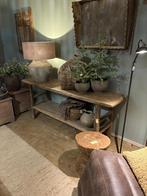 Landelijke kast tafel sidetable lamp kruk bank stoelen kruik, Ophalen of Verzenden