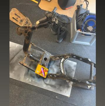 Zip type 3 frame WOK beschikbaar voor biedingen