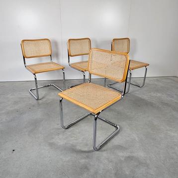 Set van 4 Cesca stoelen beschikbaar voor biedingen