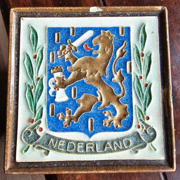 Oud Hollands Tegeltje met Nederlandse Leeuw beschikbaar voor biedingen