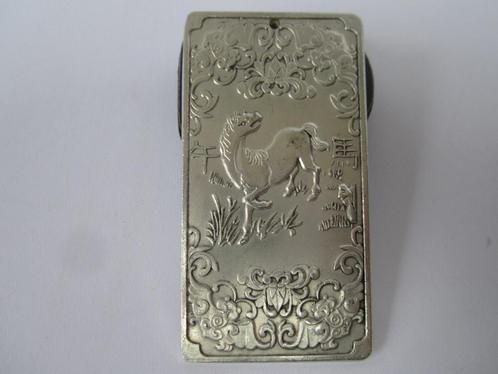 Prachtig oud Chinees amulet met Chinese sterrenbeeld Paard, Antiek en Kunst, Kunst | Niet-Westerse kunst, Ophalen of Verzenden