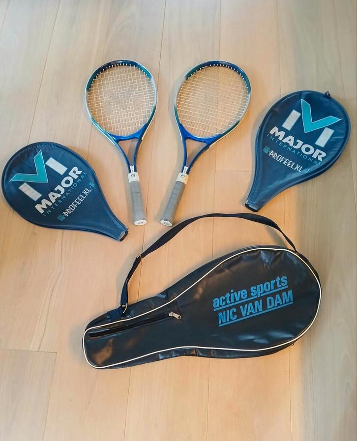 2 Tennisrackets MAJOR  met hoezen & draagtas, Sport en Fitness, Tennis, Gebruikt, Racket, Overige merken, Ophalen