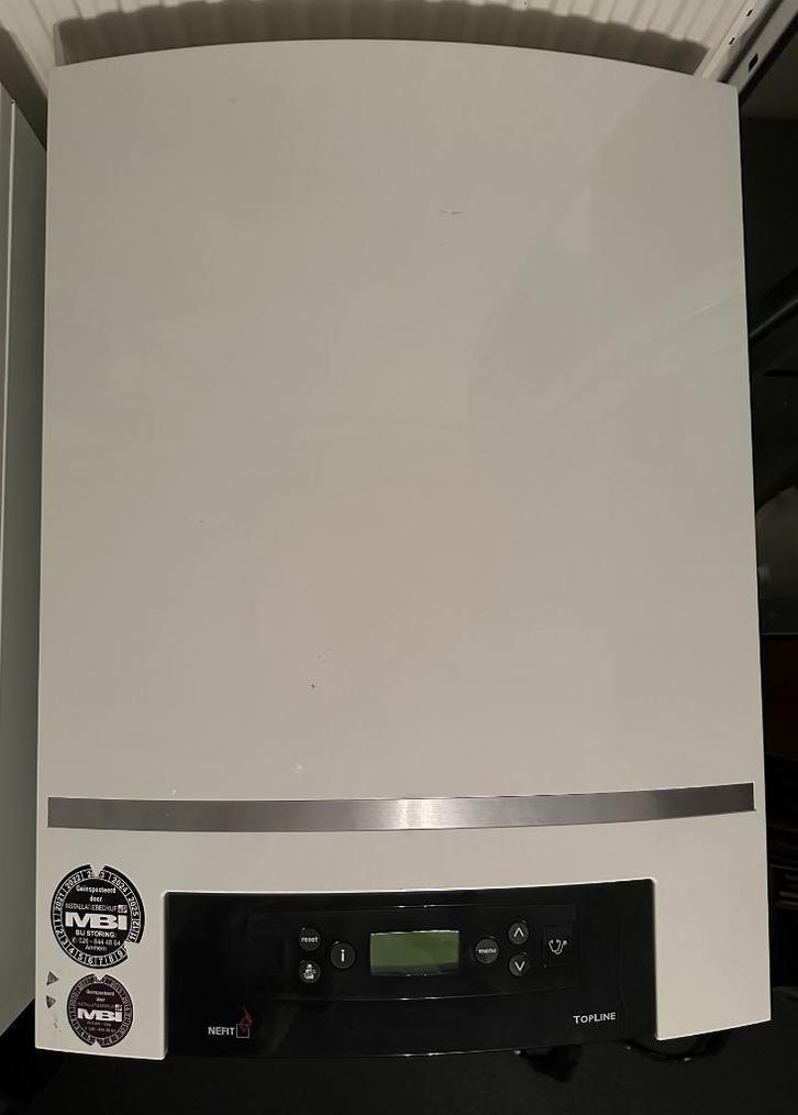 NEFIT HR Combi-toestel 2016, Doe-het-zelf en Verbouw, Verwarming en Radiatoren, Gebruikt, Cv-ketel of Combi-ketel, 800 watt of meer