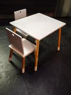 Peuter Tafel met 2 Stoelen - Zo Goed Als Nieuw!, Kinderen en Baby's, Kinderkamer | Tafels en Stoelen, Ophalen, Zo goed als nieuw
