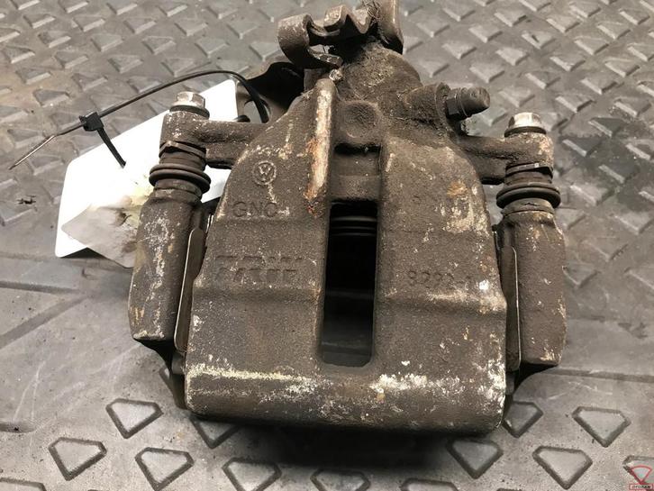 vw transporter t5 remklauw rechts achter 8292 1 0558, Auto-onderdelen, Elektronica en Kabels, Volkswagen, Gebruikt, Ophalen of Verzenden