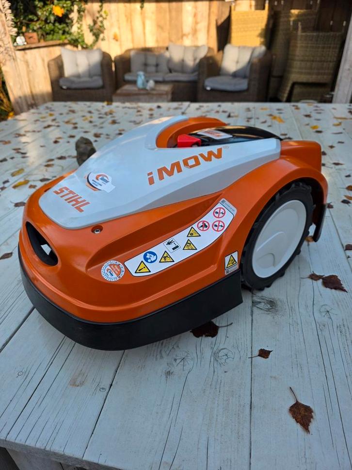 Stihl RMI 422 Robotmaaier, Tuin en Terras, Robotmaaiers, 20 tot 25 cm, Ophalen of Verzenden