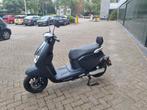 Zwarte Nipponia Cit-e Elektrische bromscooter in NIEUWSTAAT, Fietsen en Brommers, Snorfietsen en Snorscooters, Ophalen, Zo goed als nieuw