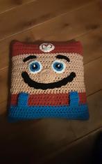 Gehaakt Mario Kussen - 35x35 cm, Ophalen of Verzenden, Nieuw, Rood, Vierkant