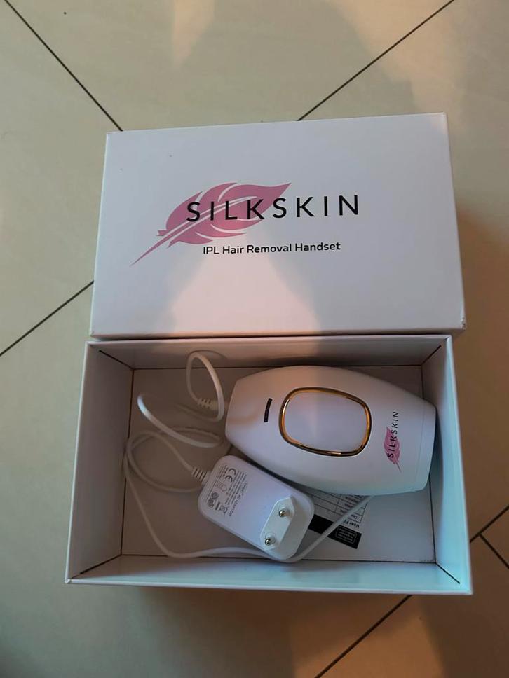 Laser Ontharingsapparaat - SilkSkin IPL, Witgoed en Apparatuur, Persoonlijke-verzorgingsapparatuur, Zo goed als nieuw, Scheren en Epileren