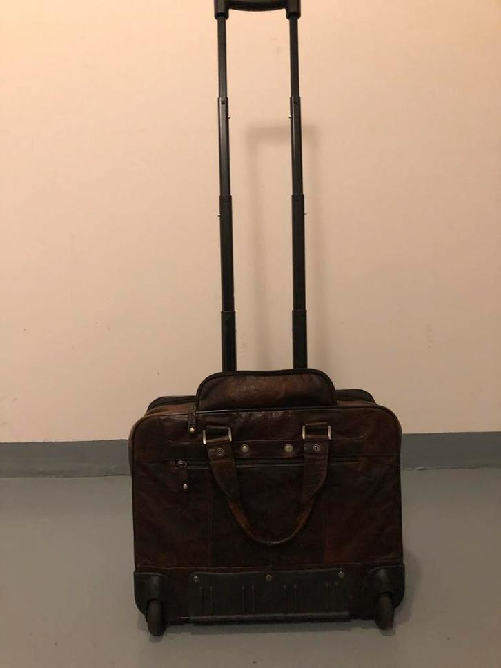 Bruin leren Trolley Tas, Sieraden, Tassen en Uiterlijk, Tassen | Reistassen en Weekendtassen, Gebruikt, Bruin, 40 tot 60 cm, 20 tot 30 cm