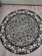 Mooi 140 rond vloerkleed, Ophalen, Zwart, Rond, Zo goed als nieuw