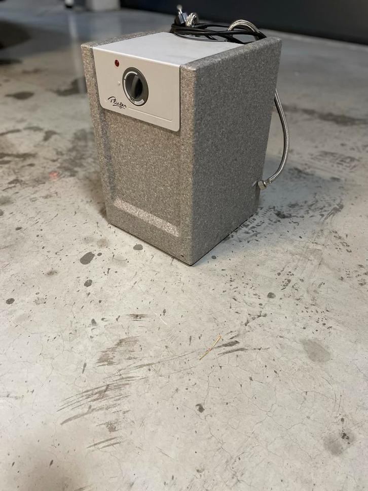 Plieger 10L Keukenboiler - Direct Warm Water!, Doe-het-zelf en Verbouw, Geisers en Boilers, Gebruikt, Ophalen of Verzenden