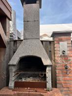 BBQ beton gratis af te halen, zelf afbreken, Tuin en Terras, Houtskoolbarbecues, Gebruikt, Ophalen of Verzenden