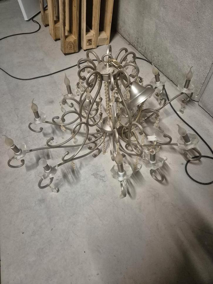 Elegante kroonluchter, Huis en Inrichting, Lampen | Kroonluchters, Gebruikt, Glas, Metaal, Ophalen