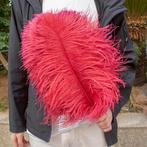 Struisvogel veren rood 60cm, Hobby en Vrije tijd, Ophalen of Verzenden, Zo goed als nieuw, Versiering, Oranje of Koningsdag