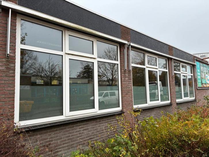 3 grote kunstsof kozijnen incl dubbel glas, Doe-het-zelf en Verbouw, Kozijnen en Schuifpuien, Nieuw, Deurkozijn, Kunststof, 75 tot 150 cm