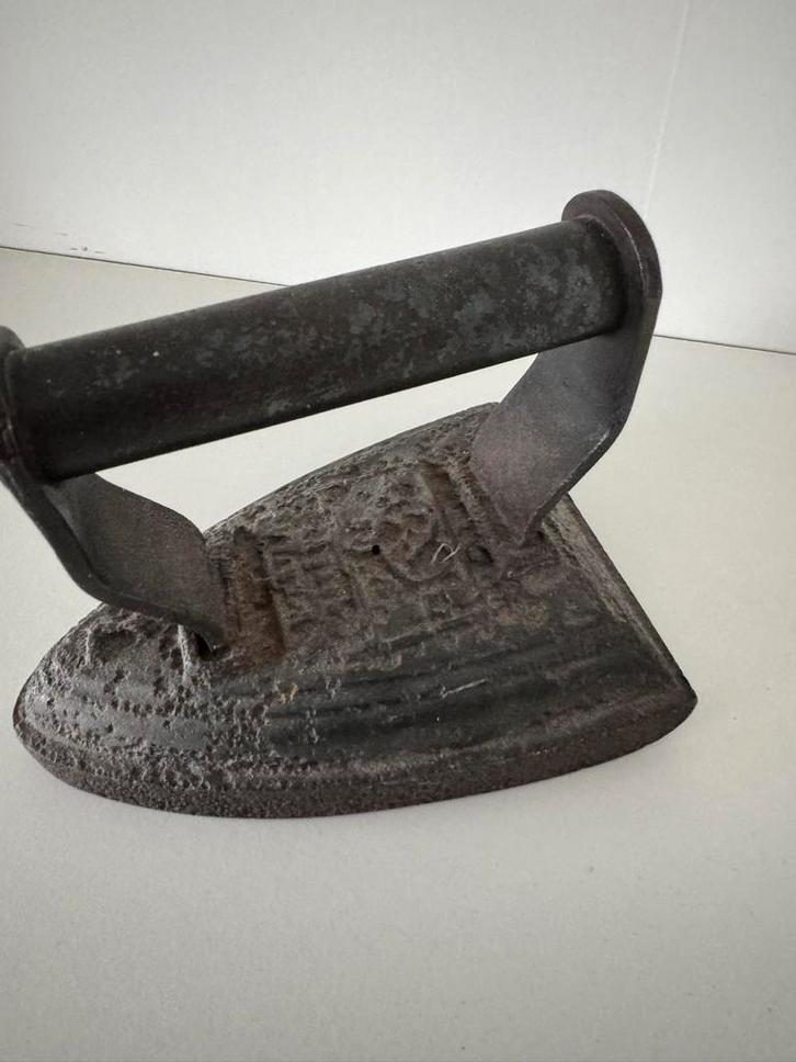 Antieke Strijkijzers, Klok & Schoenmakersgereedschap, Antiek en Kunst, Curiosa en Brocante, Ophalen