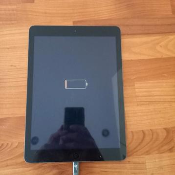 Ipad A1474 laad niet op.. beschikbaar voor biedingen