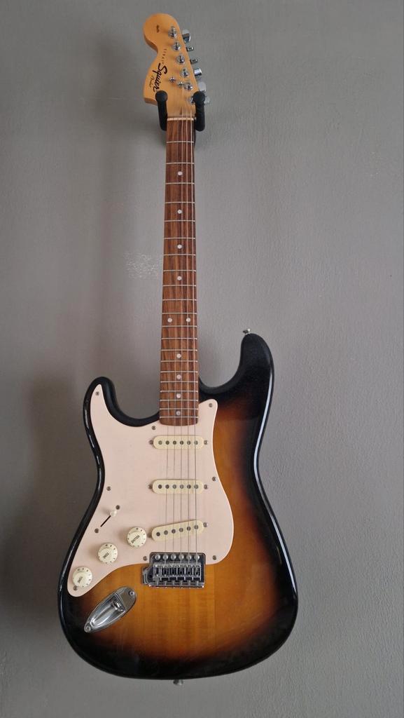 Fender Squier Stratocaster - Zo goed als nieuw!, Muziek en Instrumenten, Snaarinstrumenten | Gitaren | Elektrisch, Zo goed als nieuw