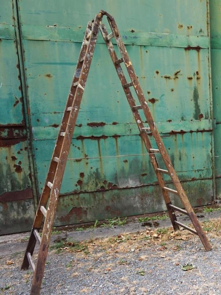 Retro vintage houten schilders ladder, schilders trap, Doe-het-zelf en Verbouw, Ladders en Trappen, Gebruikt, Ladder, 2 tot 4 meter