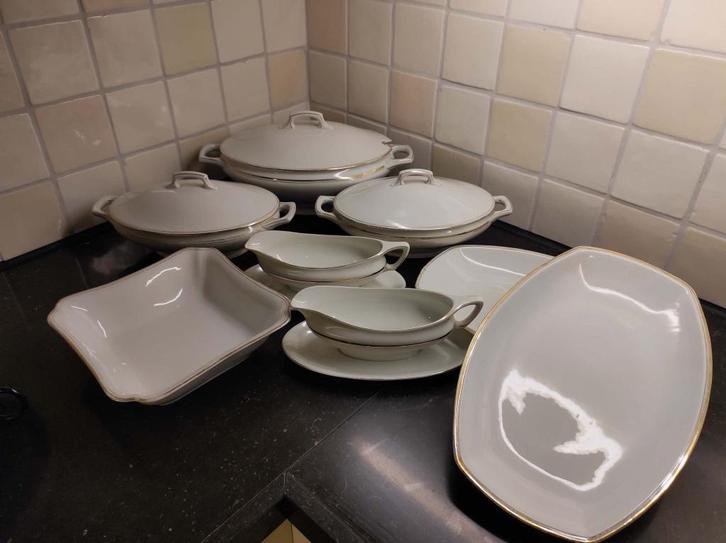 Antiek servies wit porselein met gouden randje, Antiek en Kunst, Antiek | Servies compleet, Ophalen of Verzenden