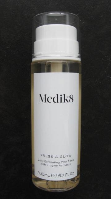 Medik8 Press & Glow Tonic, 200 ml  beschikbaar voor biedingen