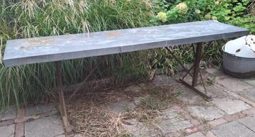 Sidetable voor buiten plantentafel groot staal zink beschikbaar voor biedingen