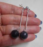 Zilveren oorbellen met blauwe goudsteen bollen nr.1766