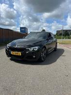 BMW 3-Serie 320i 184pk Aut | 2019 Zwart Dealer On | M-pakket, Auto's, 1998 cc, Achterwielaandrijving, 1800 kg, 4 cilinders