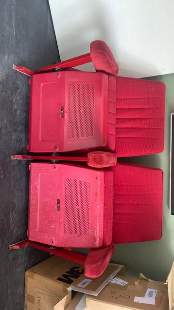 Bioscoopstoelen Vintage Retro Rood beschikbaar voor biedingen