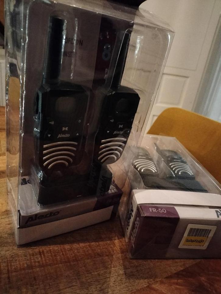 Alecto FR-50 Walkie Talkie Twinset - Nieuw!, Telecommunicatie, Portofoons en Walkie-talkies, Zo goed als nieuw, Portofoon of Walkie-talkie