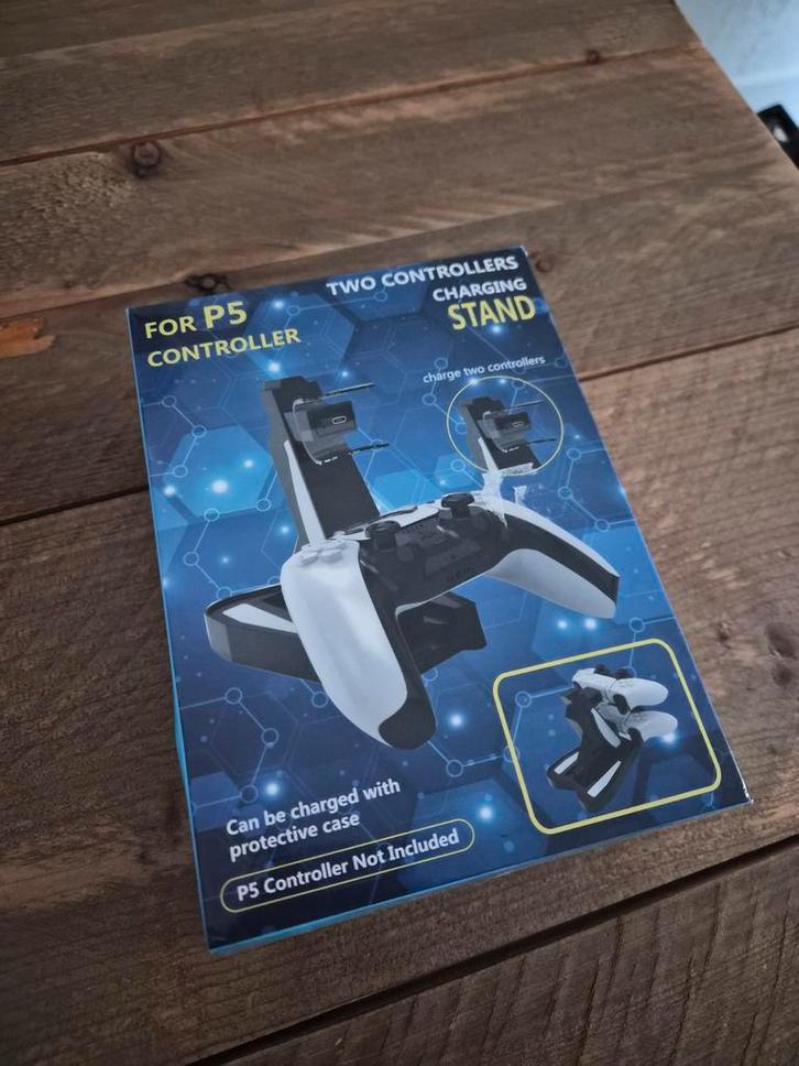 PS5 Controller Oplaadstation / Dock, Spelcomputers en Games, Spelcomputers | Sony PlayStation Consoles | Accessoires, Nieuw, PlayStation 5