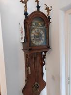 Friese staartklok met mechaniek, Antiek en Kunst, Ophalen