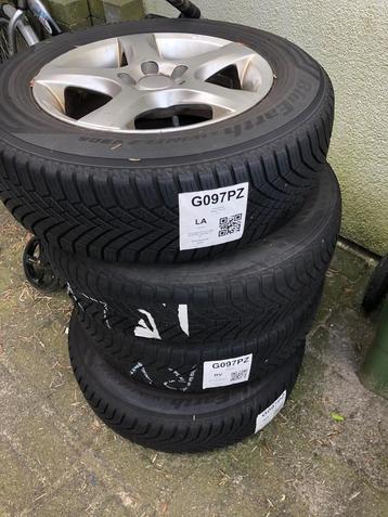 Winterbanden met velg beschikbaar voor biedingen