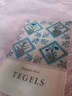 boekje antieke tegels, Boeken, Ophalen of Verzenden