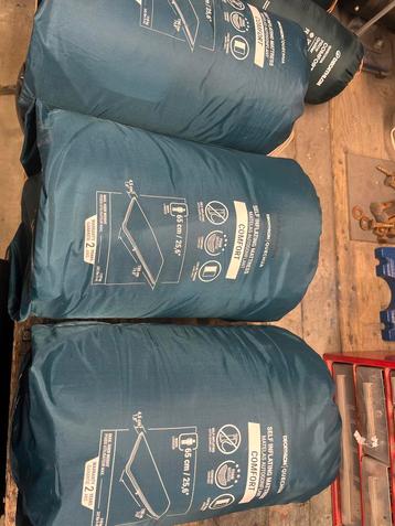 3x Quechua Comfort Zelfopblaasbare Matras beschikbaar voor biedingen