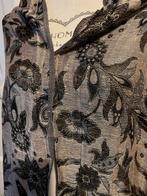 Mooie Sjaal / Omslagdoek,met gouddraadje, Ophalen of Verzenden, Nieuw, Sjaal