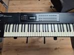 Roland XP-10 synthesizer, Muziek en Instrumenten, Synthesizers, Ophalen, 61 toetsen, Met midi-aansluiting, Roland