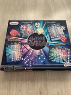 4-in-1 dice games, Hobby en Vrije tijd, Gezelschapsspellen | Bordspellen, Een of twee spelers, Ophalen, Zo goed als nieuw, Family games
