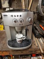 Delonghi magnifica Esam 4000/4200, Gebruikt, Ophalen of Verzenden, Koffiemachine, Koffiebonen