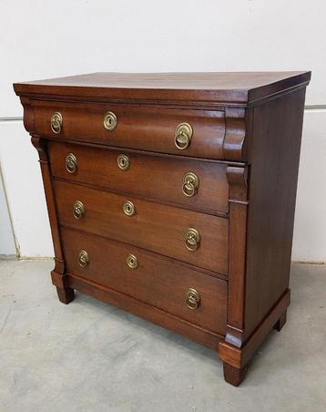 Prachtig antiek vroeg Biedermeier ladekastje.  beschikbaar voor biedingen