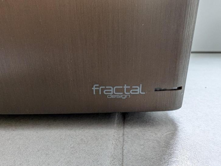 Te Koop: Fractal Design PC-kast met 6 HDD-bays, Computers en Software, Desktop Pc's, Zo goed als nieuw, Onbekend, HDD, SSD, 32 GB