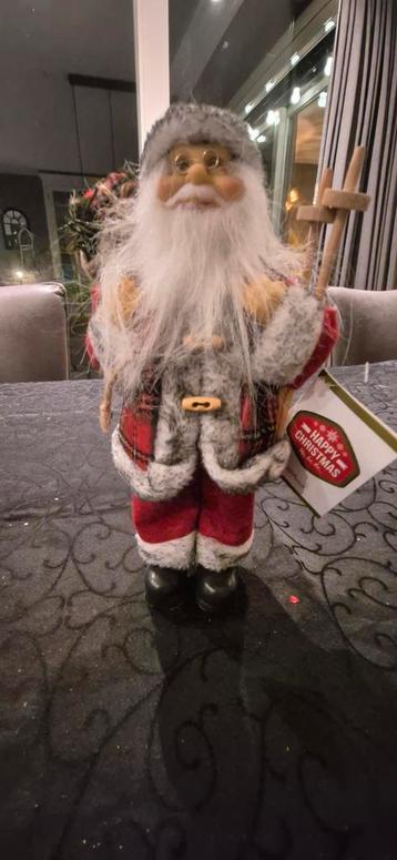 Decoratieve Staande Kerstman nieuw met kaartje beschikbaar voor biedingen