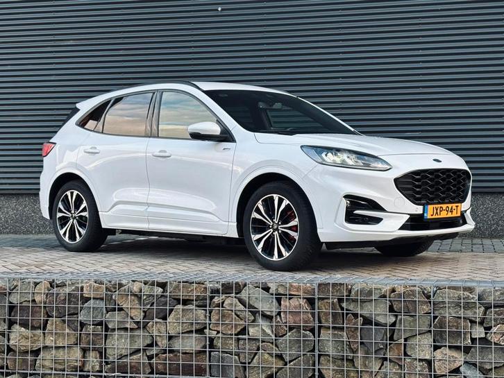 Ford Kuga ST line WinterPack Trekhaak hybride PHEV, Auto's, Ford, Particulier, Kuga, Android Auto, Apple Carplay, Bluetooth, Climate control