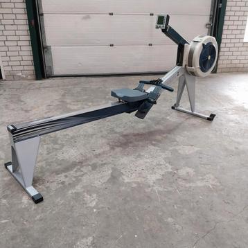 Concept 2 roeitrainer Pm4 hoog model E  beschikbaar voor biedingen