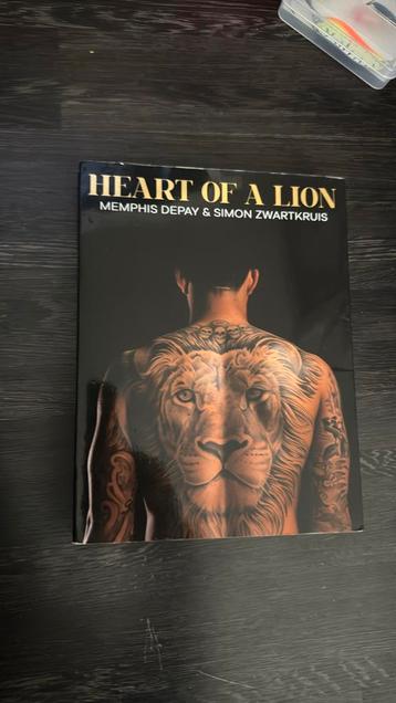 Simon Zwartkruis - Heart of a lion beschikbaar voor biedingen